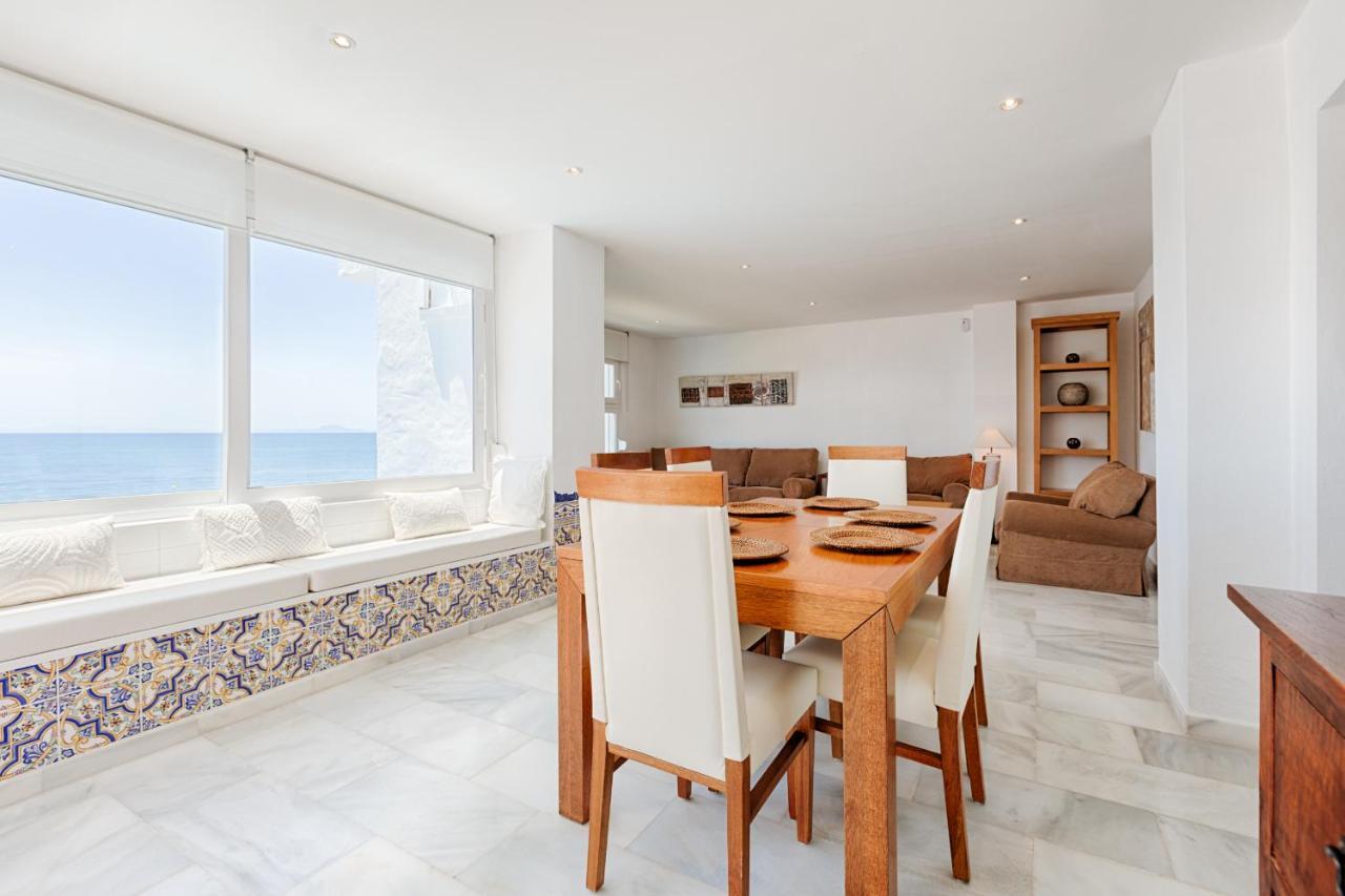 Front Sea View Apartment Estepona Eksteriør billede